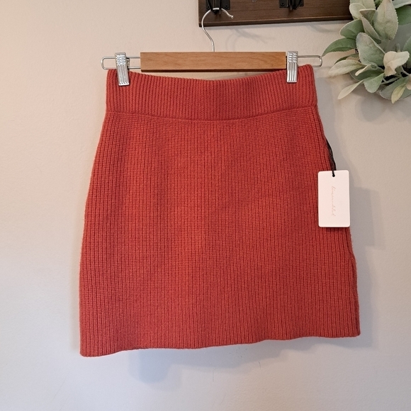 LINE & dot NWT  (Revolve) Ami Sweater Skirt Women's Rust Knit Mini S M - Picture 6 of 9